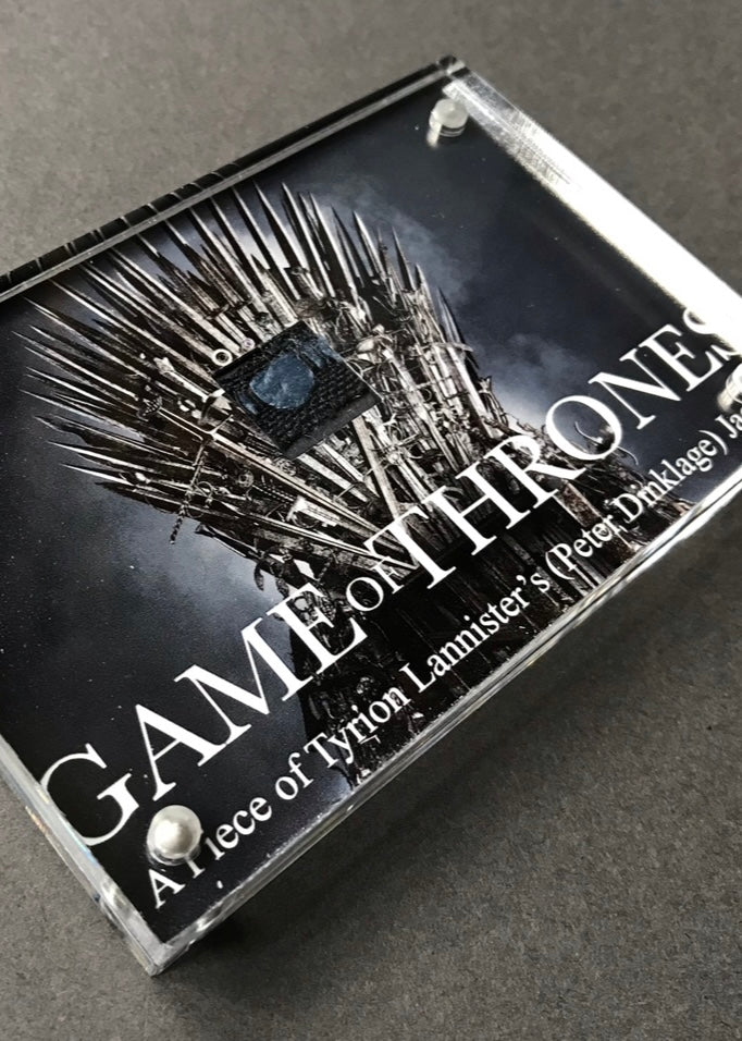 Game of Thrones (TV) - A Miniature Costume Artefact Display
