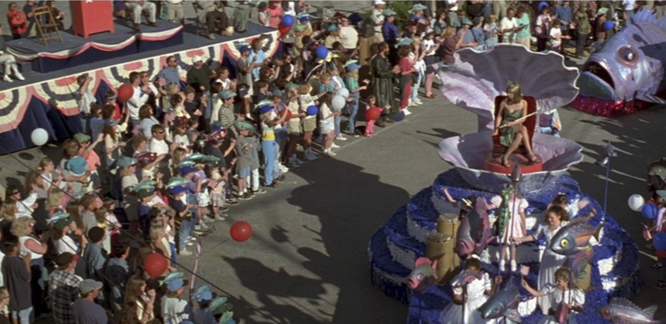 I Know What You Did Last Summer (1997) - A Fish Carnival Hat (Light Blue)